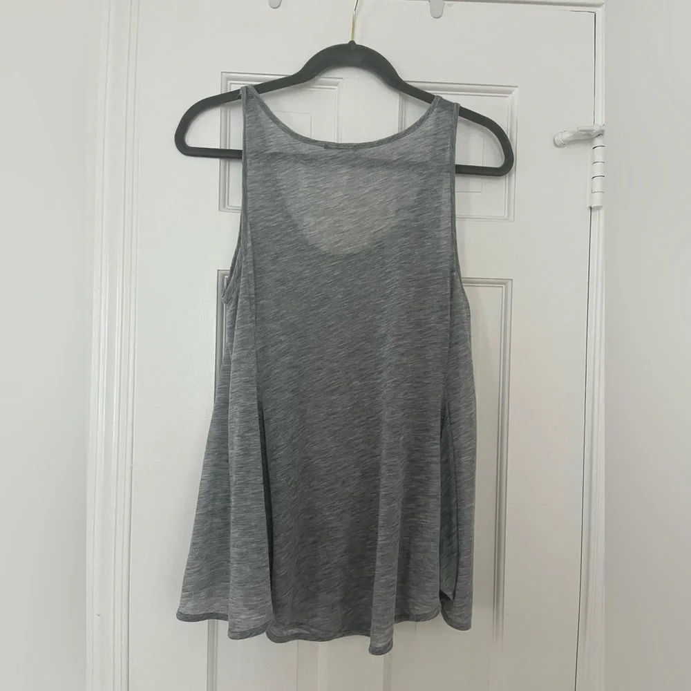 Theory Tank Top - Picture 3 of 4